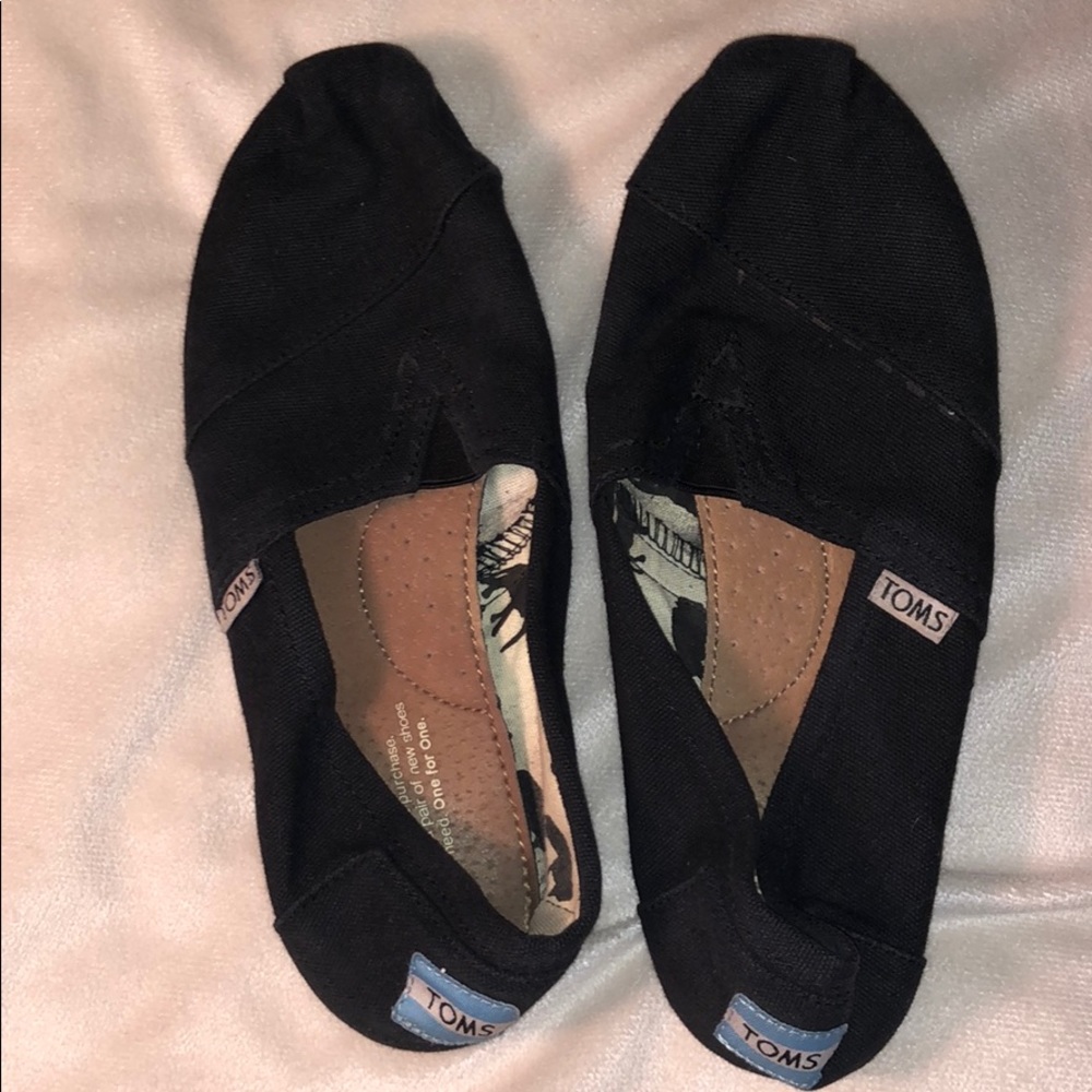 Black Toms